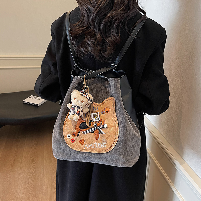 Tas selempang wanita Amy Rabbit dengan desain lucu, kapasitas besar, model terbaru tahun 2025, gaya sederhana, serbaguna dan cocok untuk ,sekaligus tas ransel.