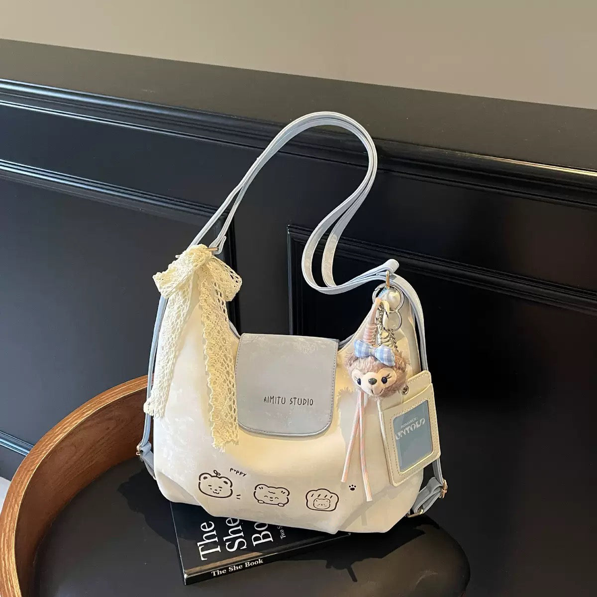 Tas wanita Aimitu model terbaru tahun 2025, gaya modis dan sesuai dengan tren Instagram, kapasitas besar, termasuk tas ransel yang serbaguna dan santai, serta tas selempang tote yang fashionable.